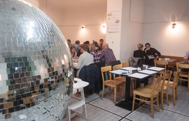 Disco Volante Best Pizza Vienna Wurstelstand
